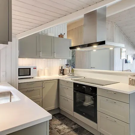Feriehus Thrond - 200m From The Sea By Interhome