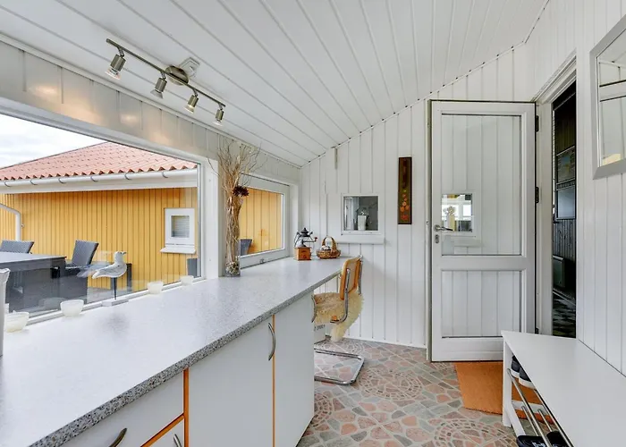 Thrond - 200m From The Sea By Interhome Вайерс-Странд