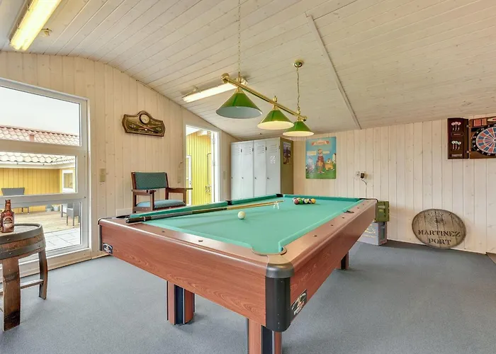 Thrond - 200m From The Sea By Interhome