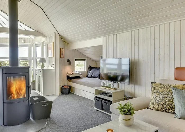 Thrond - 200m From The Sea By Interhome *